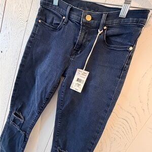 Bloomingdale's NEW! $295! Skinny jeans size 25